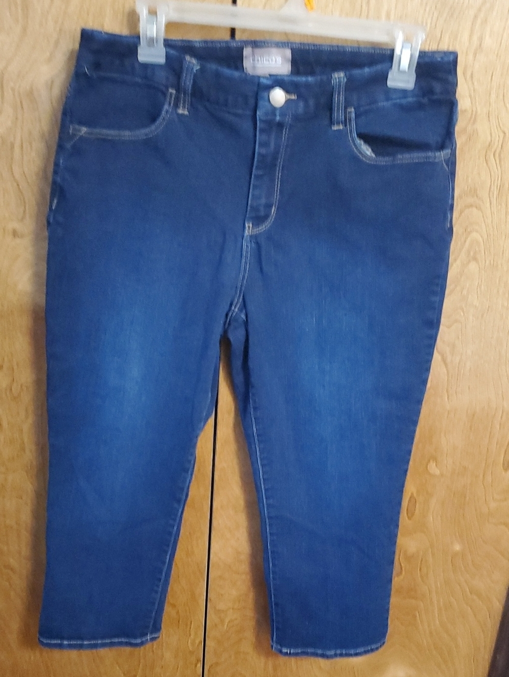 Midrise Women’s Capris in Deep Blue Denim - Comfortable Stretch Fit Size 1